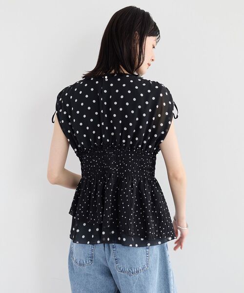 YECCA VECCA(イェッカヴェッカ)の「ドットMIXシャーリングブラウス(シャツ/ブラウス・レディース・ブラック/オフホワイト・FREE)」の16枚目の写真