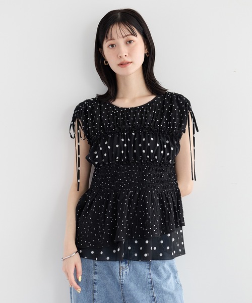 YECCA VECCA(イェッカヴェッカ)の「ドットMIXシャーリングブラウス(シャツ/ブラウス・レディース・ブラック/オフホワイト・FREE)」の2枚目の写真