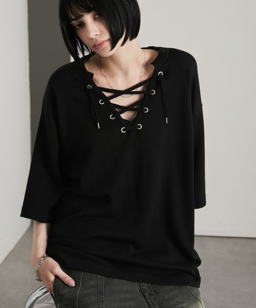 cussil(クシル)の「【cussil/クシル】メタルアイレットレースアップサマーニット半袖Tシャツ(Tシャツ/カットソー・メンズ・オフホワイト/ブラック・L/M/S)」の9枚目の写真
