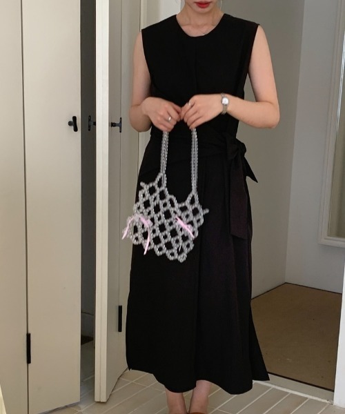 YUGA(ユーガ)の「YUGA_YGMC Korean-style Slit Side Twist Long Dress(ワンピース・レディース・カーキ・FREE)」の12枚目の写真
