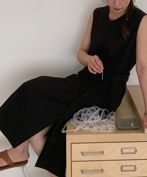 YUGA(ユーガ)の「YUGA_YGMC Korean-style Slit Side Twist Long Dress(ワンピース・レディース・カーキ・FREE)」の15枚目の写真