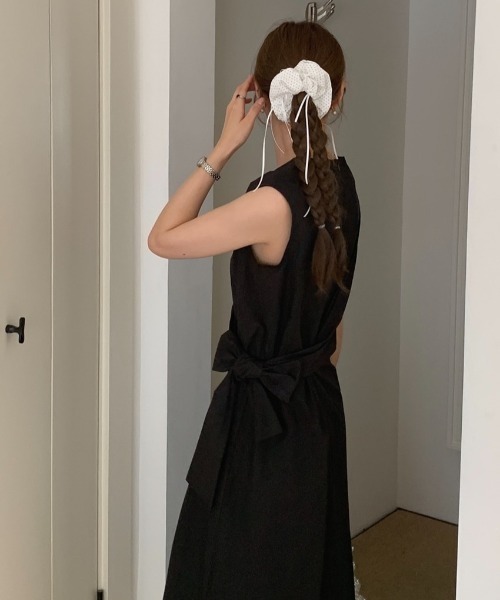 YUGA(ユーガ)の「YUGA_YGMC Korean-style Slit Side Twist Long Dress(ワンピース・レディース・カーキ・FREE)」の14枚目の写真