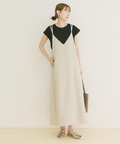 ITEMS URBANRESEARCH(アイテムズ アーバンリサーチ)の「『洗濯可』リネンライクバックリボンワンピース(ワンピース・レディース・チャコールグレー/ベージュ/オレンジ・FREE)」の2枚目の写真