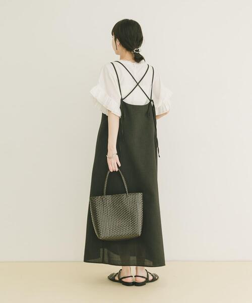 ITEMS URBANRESEARCH(アイテムズ アーバンリサーチ)の「『洗濯可』リネンライクバックリボンワンピース(ワンピース・レディース・チャコールグレー/ベージュ/オレンジ・FREE)」の5枚目の写真