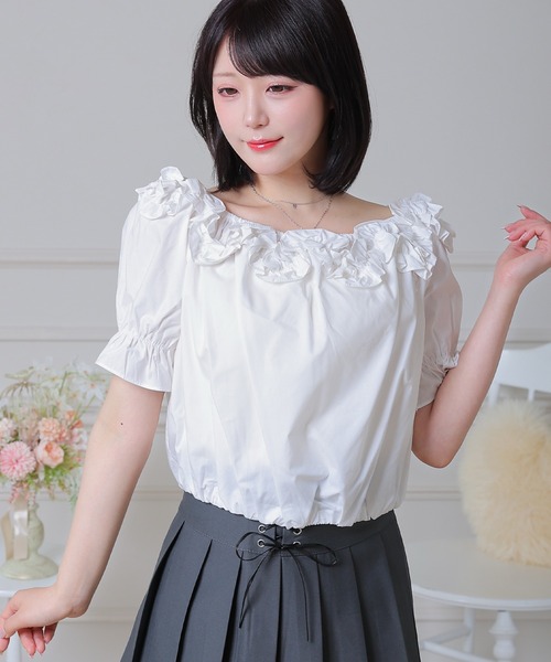 Anely(アネリー)の「Anely オフショル フリル パフスリーブ ショート ブラウス(シャツ/ブラウス・レディース・イエロー/ブラック/ホワイト・FREE)」の10枚目の写真