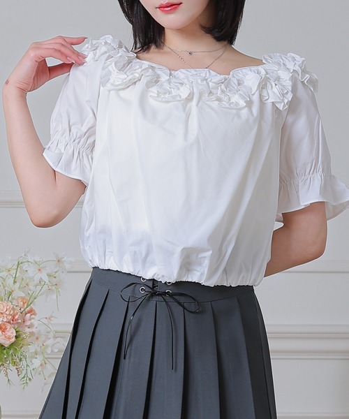 Anely(アネリー)の「Anely オフショル フリル パフスリーブ ショート ブラウス(シャツ/ブラウス・レディース・イエロー/ブラック/ホワイト・FREE)」の12枚目の写真