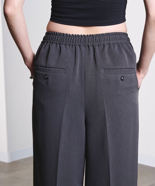 ROSE BUD(ローズバッド)の「TUCK EASY SLACKS(スラックス・レディース・チャコールグレー/ブラウン・S/M)」の11枚目の写真