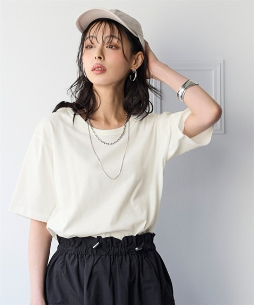 nissen(ニッセン)の「綿100%汗染みしにくいクルーネック5分袖Tシャツ<大きいサイズ有>(Tシャツ/カットソー・レディース・ダークグリーン/カーキ/ブラック/モカ/ピンク/イエロー/ネイビー/オフホワイト・3L/L/LL/S/M)」の2枚目の写真