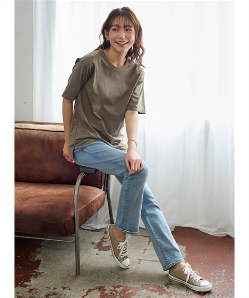 nissen(ニッセン)の「綿100%汗染みしにくいクルーネック5分袖Tシャツ<大きいサイズ有>(Tシャツ/カットソー・レディース・ダークグリーン/カーキ/ブラック/モカ/ピンク/イエロー/ネイビー/オフホワイト・3L/L/LL/S/M)」の14枚目の写真