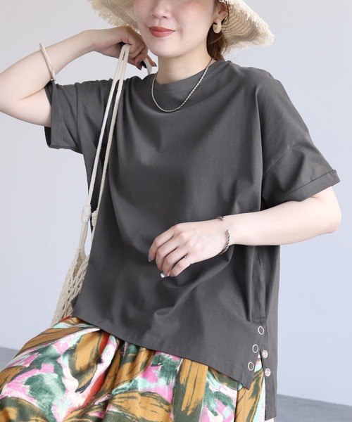reca（レカ）の「裾ボタンTシャツ（Tシャツ/カットソー・レディース・オフホワイト/チャコール/ブラック・FREE）」の12枚目の写真