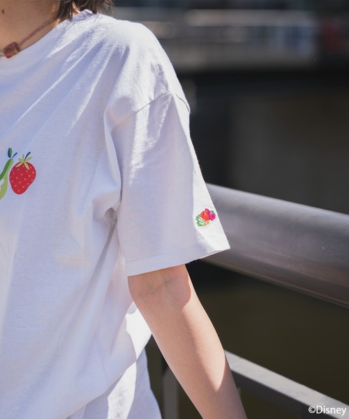 FRUIT OF THE LOOM(フルーツオブザルーム)の「FTL×Disney COLORFUL T-shirt(Tシャツ/カットソー・メンズ・ホワイト/ブラック・L/XL/M)」の14枚目の写真