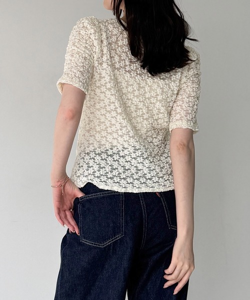 junoah（ジュノア）の「フロントギャザーカットレーストップス（キャミセット）（Tシャツ/カットソー・レディース・ブラック/アイボリー・MEDIUM/SMALL/LARGE）」の4枚目の写真