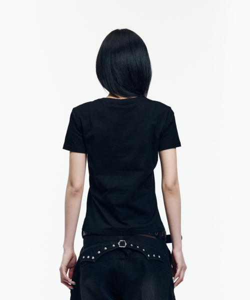 AAKAM（アーカム）の「トリニティクロス ハーフトップ（ブラック）（Tシャツ/カットソー・レディース・その他・1/3/2）」の5枚目の写真