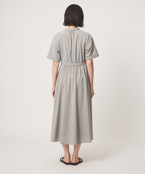 green label relaxing(グリーンレーベルリラクシング)の「ベルト フレア ワンピース マシンウォッシャブル 吸水速乾(ワンピース・レディース・ネイビー/ライトグレー/ブラウン系・36/38)」の17枚目の写真