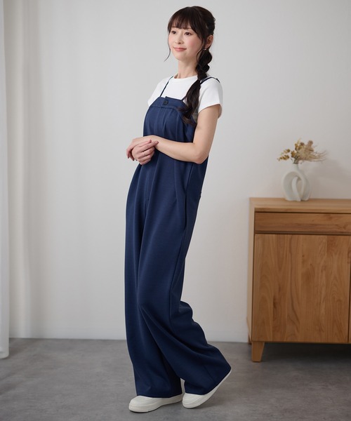 DAYRA(デイラ)の「バックV ダブルポケット ストレッチ サロペット パンツ(サロペット/オーバーオール・レディース・ブラック/ダークグレー/ネイビー・FREE)」の16枚目の写真