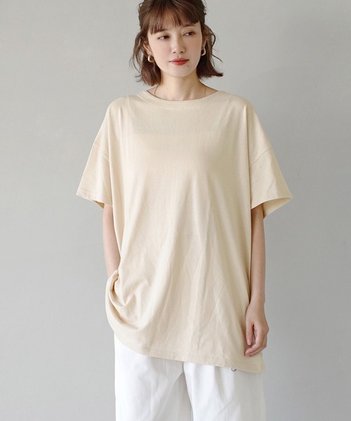 zootie(ズーティー)の「URBAN PLUS オーバーカットソー(Tシャツ/カットソー・レディース・ネイビー/ダークグリーン/ライトベージュ/スモークピンク/グレイッシュベージュ/テラコッタ/グレイッシュブルー/アイボリー/チャコール/ブラック/ライトブルー/ブラウン系その他/オフホワイト・フリー)」の3枚目の写真