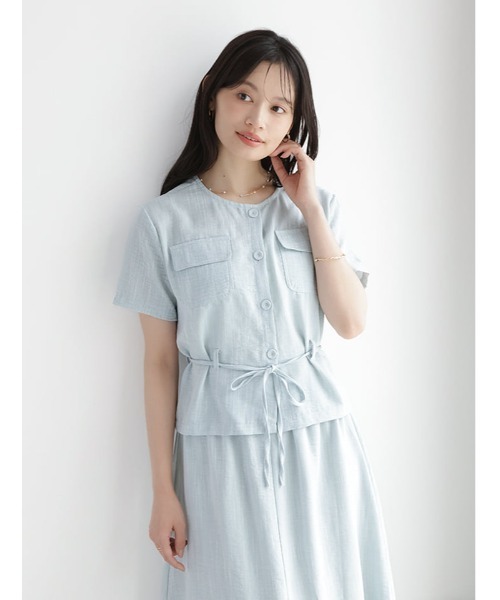 fifth(フィフス)の「【2点セット】ポケット付きノーカラーブラウス×スカート(セットアップ・レディース・アイボリー/ピンク/ブルー・M)」の2枚目の写真