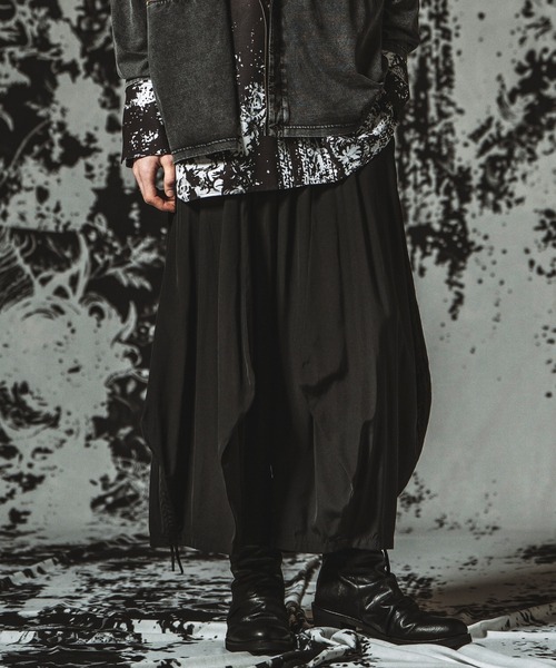 NO ID.(ノーアイディ)の「【NO ID.】3D Gather Baggy Trousers / 3Dギャザーバギートラウザーズ(その他パンツ・メンズ・ブラック/その他22/その他23・1/2)」の14枚目の写真