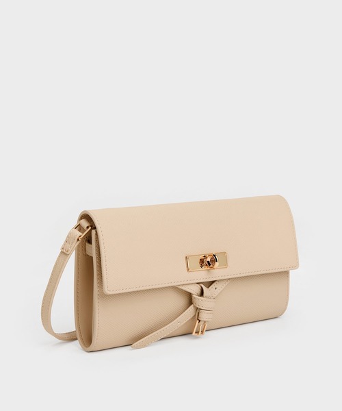 CHARLES & KEITH(チャールズ & キース)の「Tricha トリチャ ノットベルト クロスボディバッグ(ボディバッグ/ウエストポーチ・レディース・ブラック/ベージュ系その他6・XS)」の5枚目の写真