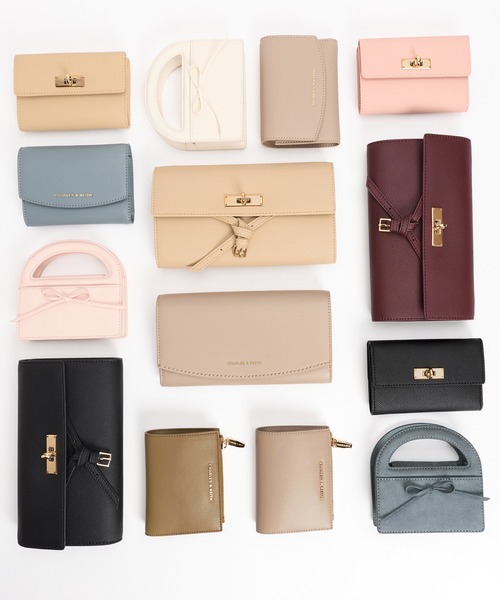 CHARLES & KEITH(チャールズ & キース)の「Tricha トリチャ ノットベルト クロスボディバッグ(ボディバッグ/ウエストポーチ・レディース・ブラック/ベージュ系その他6・XS)」の3枚目の写真