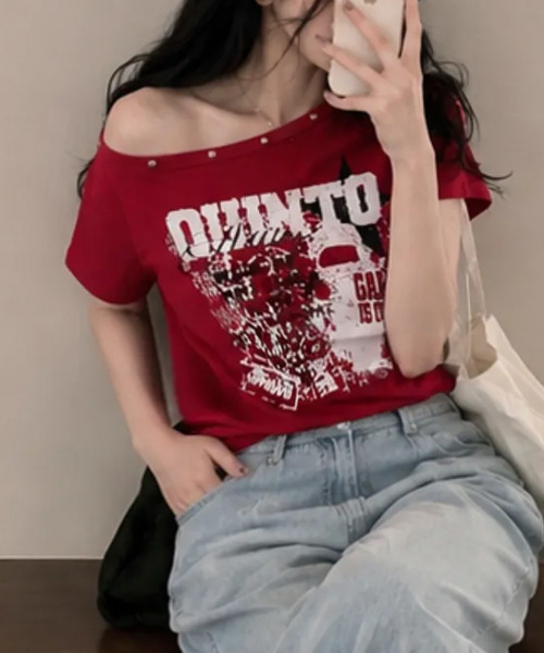 VIVID LADY(ビビッドレディー)の「アシンメトリーメタルネック 半袖Tシャツ(Tシャツ/カットソー・レディース・ホワイト/ライトグレー/レッド/ブラック/ネイビー・FREE)」の12枚目の写真