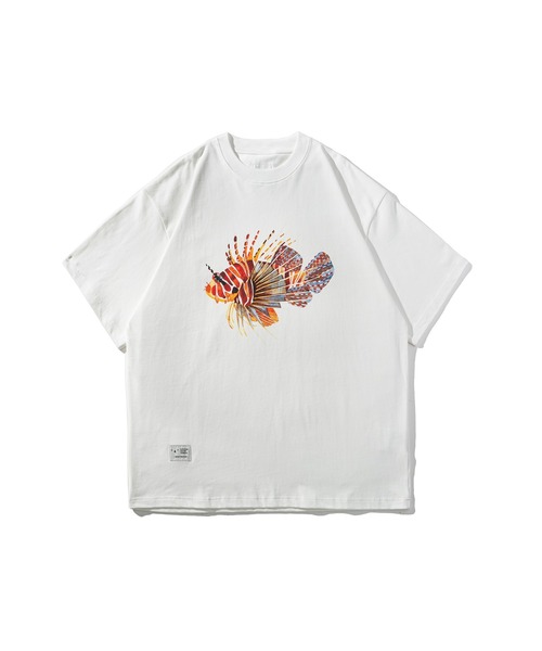 Liberaturs(リベレーター)の「アーカイブグラフィックTEE/ARCHIVE GRAPHIC TEE(Tシャツ/カットソー・メンズ・ホワイト系/ブラック系/グレー系/ブラック系3/グリーン/イエロー/ホワイト系2/ホワイト系1/ブラック系1/ホワイト系8/ホワイト系6/ホワイト系5/ホワイト系4/ホワイト系3/グレー系3/グレー系2/グレー系1/ブラック系5/ブラック系4・LARGE/MEDIUM/X-LARGE)」の7枚目の写真