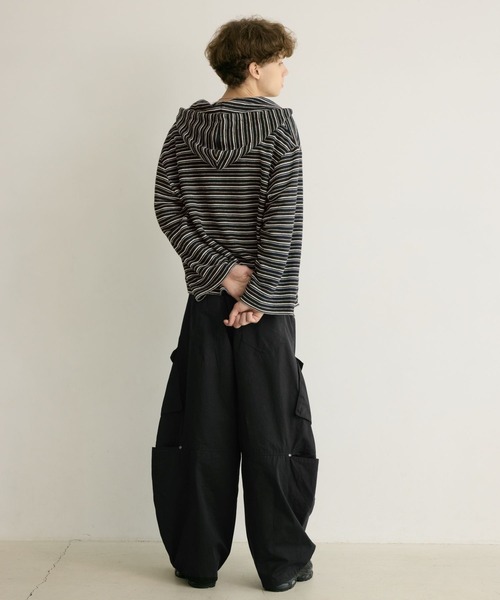 PBLIM(ページボーイリム)の「《UNISEX》ボリュームワイドカーゴパンツ(カーゴパンツ・レディース・ブラック/カーキ・LARGE/MEDIUM)」の18枚目の写真