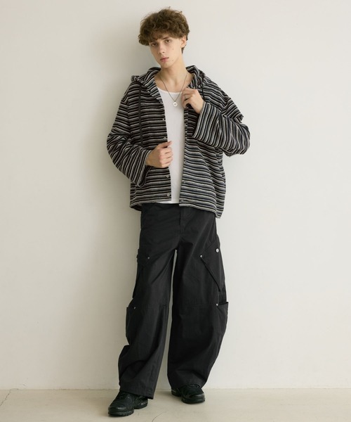 PBLIM(ページボーイリム)の「《UNISEX》ボリュームワイドカーゴパンツ(カーゴパンツ・レディース・ブラック/カーキ・LARGE/MEDIUM)」の17枚目の写真