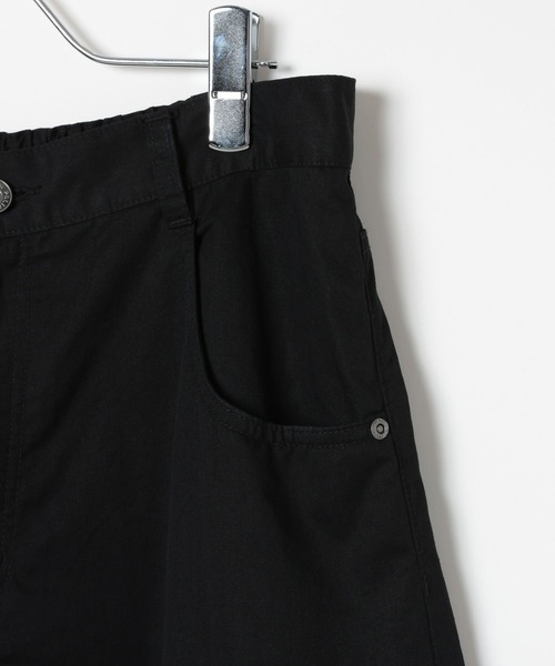 PBLIM(ページボーイリム)の「《UNISEX》ボリュームワイドカーゴパンツ(カーゴパンツ・レディース・ブラック/カーキ・LARGE/MEDIUM)」の3枚目の写真