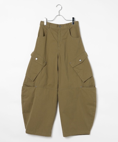 PBLIM(ページボーイリム)の「《UNISEX》ボリュームワイドカーゴパンツ(カーゴパンツ・レディース・ブラック/カーキ・LARGE/MEDIUM)」の7枚目の写真