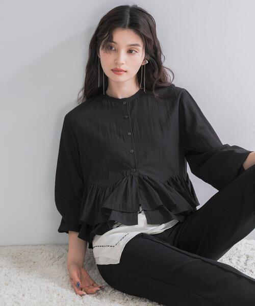 URBAN RESEARCH ROSSO WOMEN(アーバンリサーチ ロッソ)の「『WEB限定』フリルヘムブラウス(シャツ/ブラウス・レディース・ブルー系その他/ブラック/オフホワイト・FREE)」の3枚目の写真