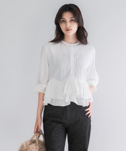URBAN RESEARCH ROSSO WOMEN(アーバンリサーチ ロッソ)の「『WEB限定』フリルヘムブラウス(シャツ/ブラウス・レディース・ブルー系その他/ブラック/オフホワイト・FREE)」の5枚目の写真