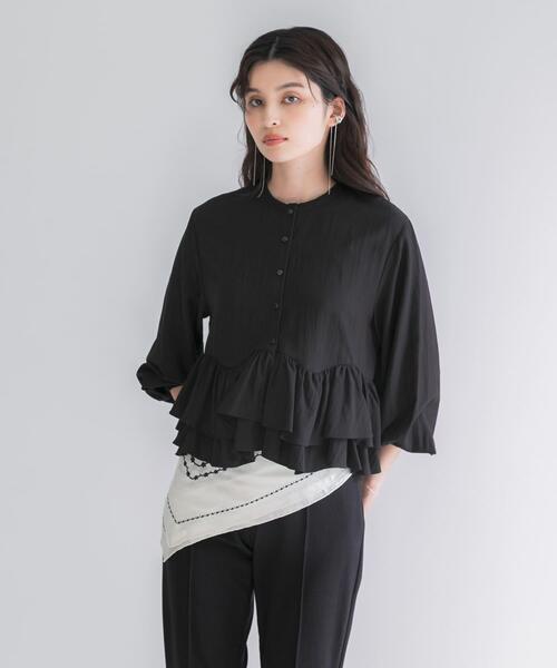 URBAN RESEARCH ROSSO WOMEN(アーバンリサーチ ロッソ)の「『WEB限定』フリルヘムブラウス(シャツ/ブラウス・レディース・ブルー系その他/ブラック/オフホワイト・FREE)」の12枚目の写真