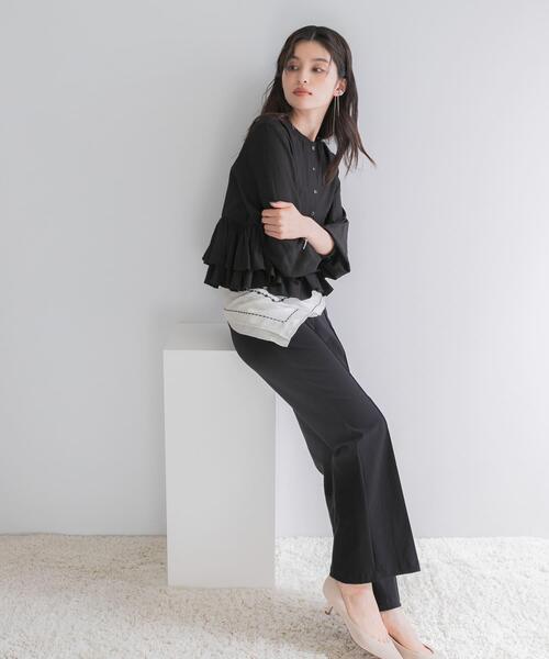 URBAN RESEARCH ROSSO WOMEN(アーバンリサーチ ロッソ)の「『WEB限定』フリルヘムブラウス(シャツ/ブラウス・レディース・ブルー系その他/ブラック/オフホワイト・FREE)」の15枚目の写真