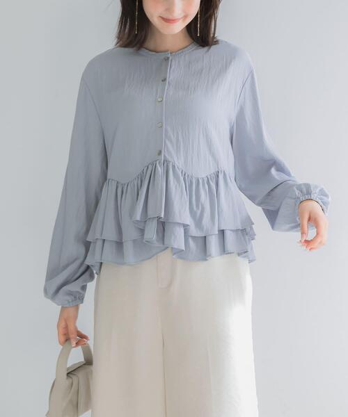 URBAN RESEARCH ROSSO WOMEN(アーバンリサーチ ロッソ)の「『WEB限定』フリルヘムブラウス(シャツ/ブラウス・レディース・ブルー系その他/ブラック/オフホワイト・FREE)」の21枚目の写真