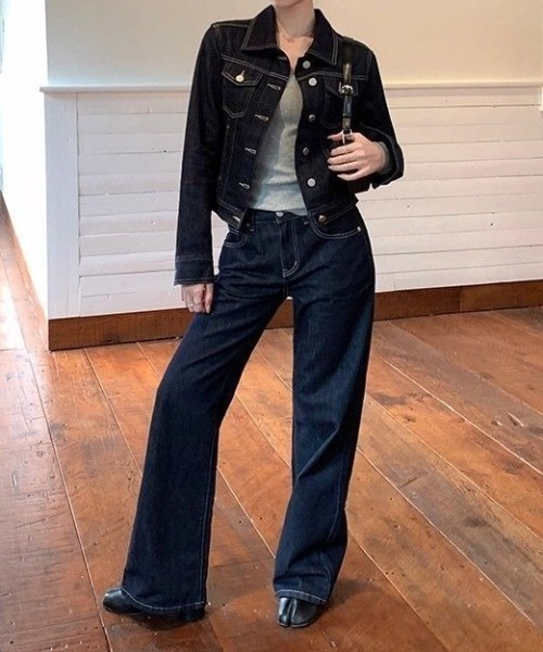 Teem Store（チームストア）の「配色ステッチ クロップドデニムジャケット（デニムジャケット・レディース・ブルー・M）」の4枚目の写真