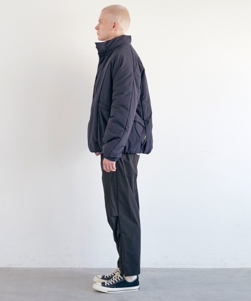 rehacer(レアセル)の「rehacer : Slack Padding Jacket / スラック パディング ジャケット(ブルゾン・メンズ・ネイビー/ブラック・LARGE/MEDIUM/SMALL)」の7枚目の写真