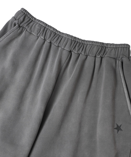 CONVERSE TOKYO(コンバーストウキョウ)の「LACE-UP SIDE VINTAGE SWEAT PANTS(スウェットパンツ・レディース・チャコールグレー/ピンク/ベージュ・FREE)」の15枚目の写真