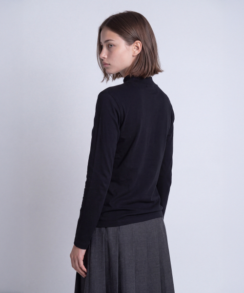 BASIC HOUSE（ベーシックハウス）の「レディース ウォーム ソフトタッチ 起毛 スリムフィット ハ   長袖Tシャツ ブラック（Tシャツ/カットソー・レディース・ブラック・100/90/85/95）」の7枚目の写真