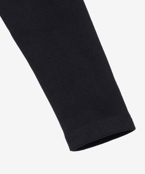 BASIC HOUSE（ベーシックハウス）の「レディース ウォーム ソフトタッチ 起毛 スリムフィット ハ   長袖Tシャツ ブラック（Tシャツ/カットソー・レディース・ブラック・100/90/85/95）」の4枚目の写真