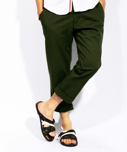 ８(eight)（エイト）の「チノクロップドパンツ（チノパンツ・メンズ・サンドベージュ/ライトブルー/オレンジ/ブラック/サックスブルー/ピンク/ベージュ/ホワイト/レッド/グリーン/ネイビー/マスタード/オリーブ/ターコイズブルー/ライトグリーン/エメラルド/ロイヤルブルー/グレー・LARGE/X-LARGE/SMALL/MEDIUM）」の7枚目の写真