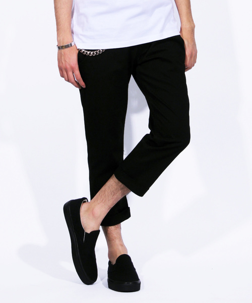 ８(eight)（エイト）の「チノクロップドパンツ（チノパンツ・メンズ・サンドベージュ/ライトブルー/オレンジ/ブラック/サックスブルー/ピンク/ベージュ/ホワイト/レッド/グリーン/ネイビー/マスタード/オリーブ/ターコイズブルー/ライトグリーン/エメラルド/ロイヤルブルー/グレー・LARGE/X-LARGE/SMALL/MEDIUM）」の3枚目の写真