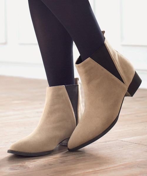 KOBE LETTUCE（コウベレタス）の「ポインテッドトゥフラットヒールサイドゴアブーツ（ブーツ・レディース・ブラウン/ブラック系その他/ベージュ/キャメル/ブラック系その他2/ブラウン系その他・LL/L/S/M）」の5枚目の写真