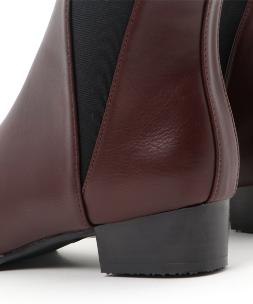 KOBE LETTUCE（コウベレタス）の「ポインテッドトゥフラットヒールサイドゴアブーツ（ブーツ・レディース・ブラウン/ブラック系その他/ベージュ/キャメル/ブラック系その他2/ブラウン系その他・LL/L/S/M）」の8枚目の写真