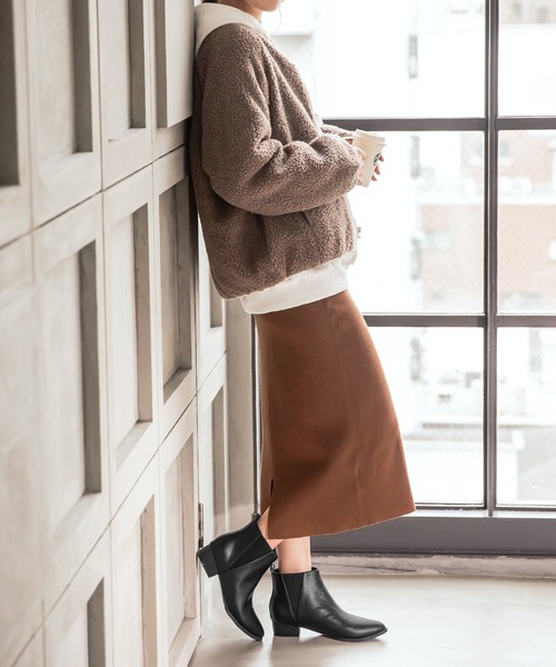 KOBE LETTUCE（コウベレタス）の「ポインテッドトゥフラットヒールサイドゴアブーツ（ブーツ・レディース・ブラウン/ブラック系その他/ベージュ/キャメル/ブラック系その他2/ブラウン系その他・LL/L/S/M）」の18枚目の写真