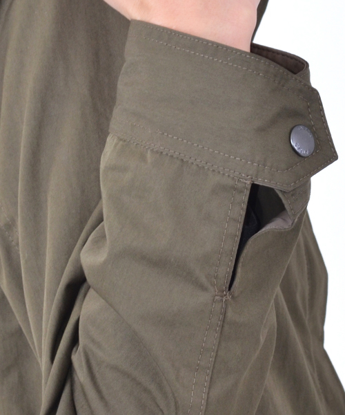 TATRAS(タトラス)の「TATRAS(タトラス)エクスクルーシブモッズコート(モッズコート・レディース・カーキ/ネイビー・2/1/3)」の10枚目の写真