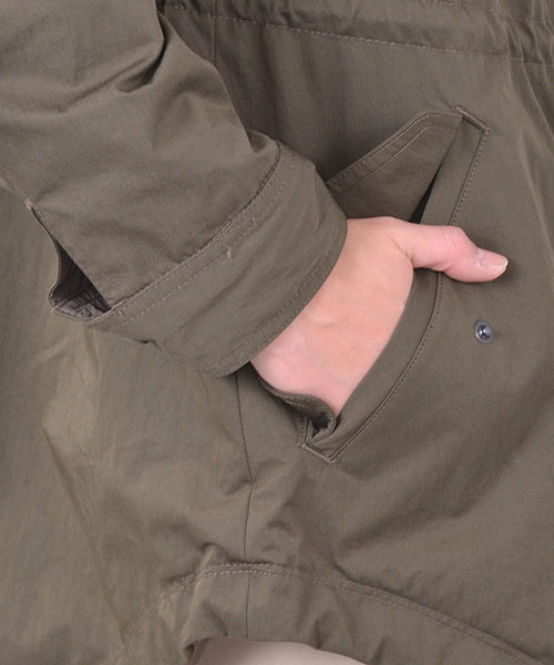 TATRAS(タトラス)の「TATRAS(タトラス)エクスクルーシブモッズコート(モッズコート・レディース・カーキ/ネイビー・2/1/3)」の11枚目の写真