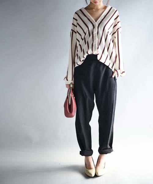 antiqua（アンティカ）の「レトロストライプ柄バックVノーカーラーシャツ（シャツ/ブラウス・レディース・ホワイト系その他/ピンク系その他・M）」の4枚目の写真