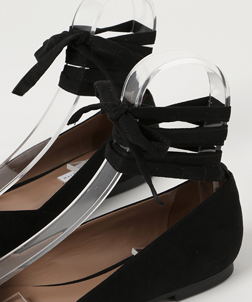 CHARLES & KEITH（チャールズ & キース）の「レースアップバレリーナパンプス / LACE-UP BALLERINA PUMPS（バレエシューズ・レディース・ピンク/ブラック・24cm/23cm/25cm/25.5cm/24.5cm/23.5cm）」の8枚目の写真
