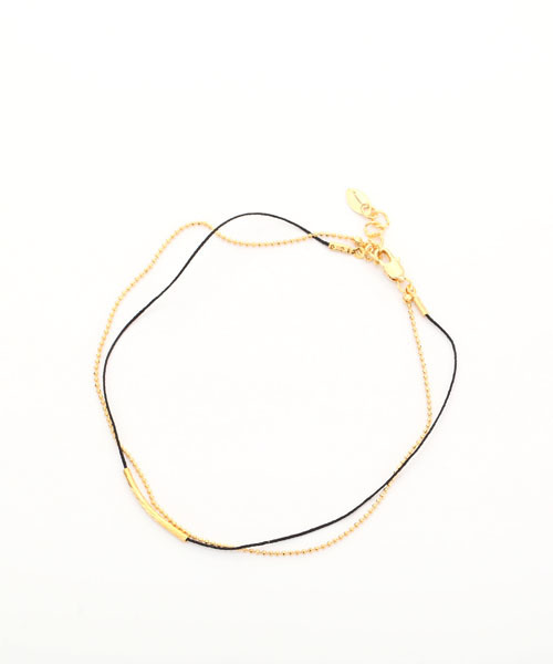 colleca la（コレカラ）の「ねじりパイプ・2連アンクレット（アンクレット・レディース・ベージュ/ブラック・FREE）」の5枚目の写真